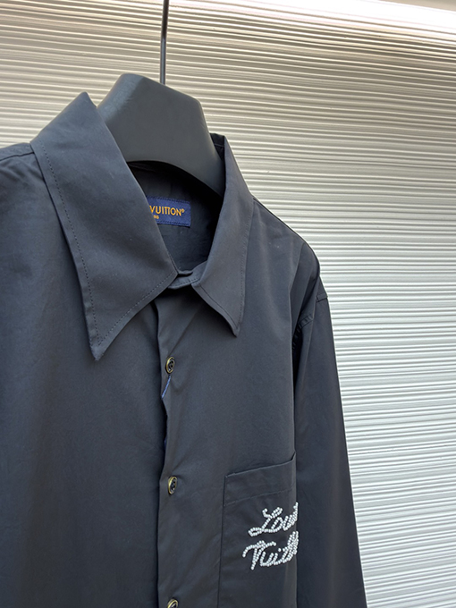 ルイヴィトンコピー ビーズロゴ長袖シャツ