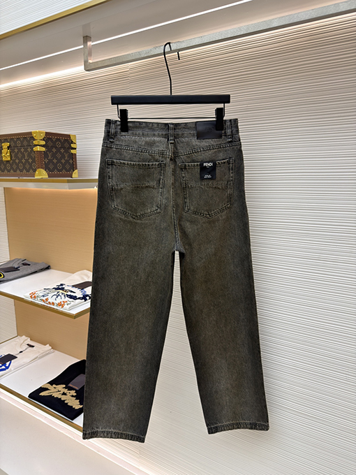 フェンディ ストレートレッグサイドポケットデニムジーンズ