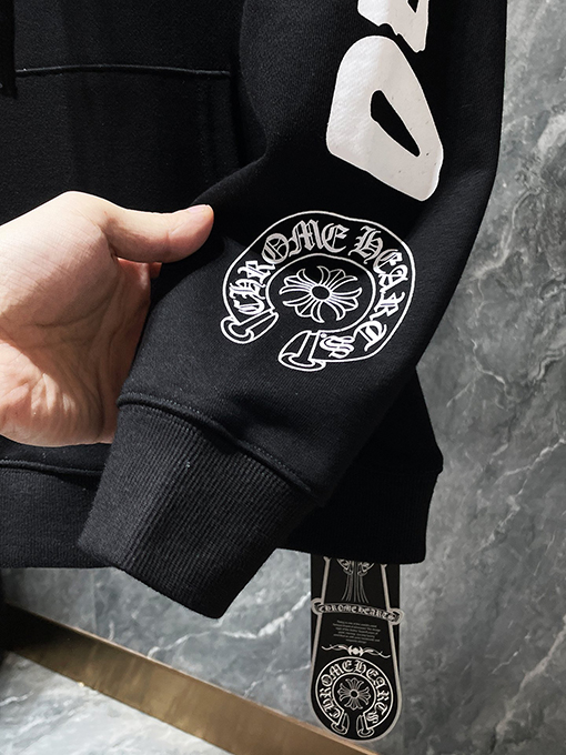 クロムハーツコピー Deadly Doll ホースシューパーカー