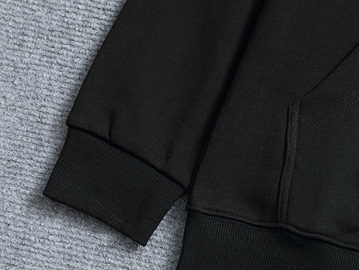 セリーヌ 新しいクラシックレタープリントパーカー