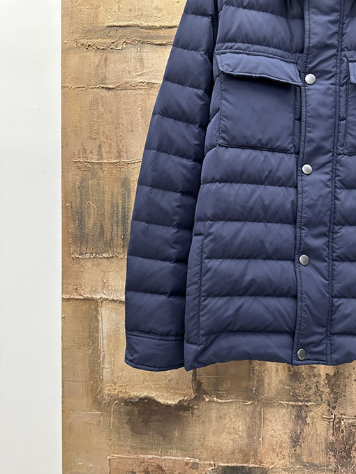 バーバリーコピー 新しい軽量ダウンジャケット