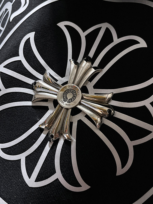 クロムハーツ 馬蹄のサンスクリット十字の彫刻ラインストーンのホットフィックスラインストーンの手縫いパーカー