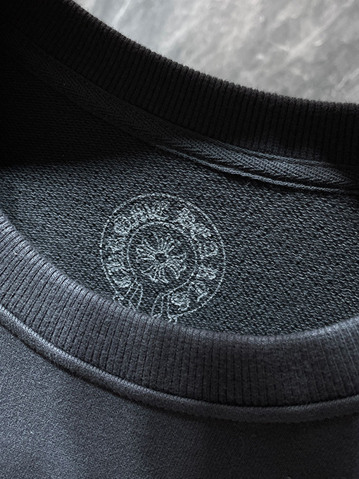 クロムハーツ サンスクリット語の馬蹄文字クルーネックスウェットシャツ