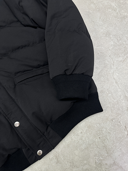 プラダコピー ツイルキルティングダウンジャケット