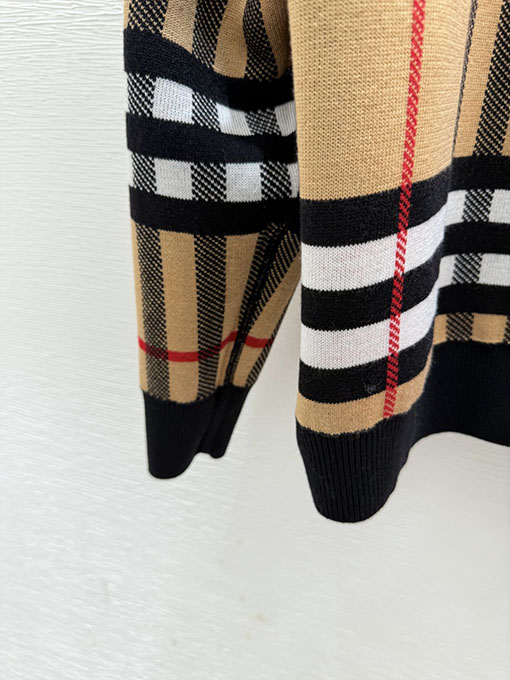 バーバリー 新作モノグラムフード付き両面ニット長袖カーディガン