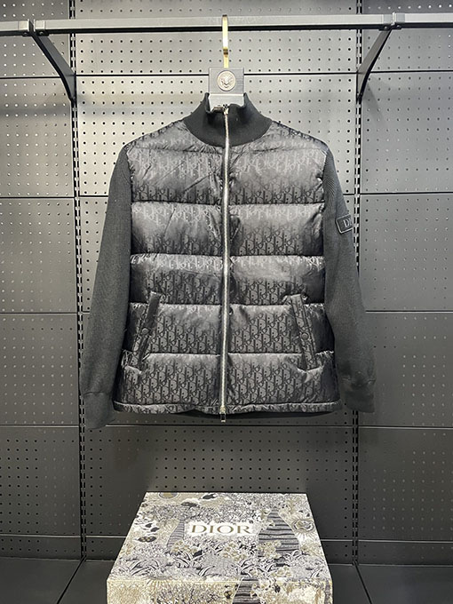 ディオールコピー 新しいモノグラムニットダウンジャケット