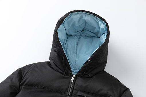 プラダ 新作レディースフード付きトライアングルラベルダウンジャケット