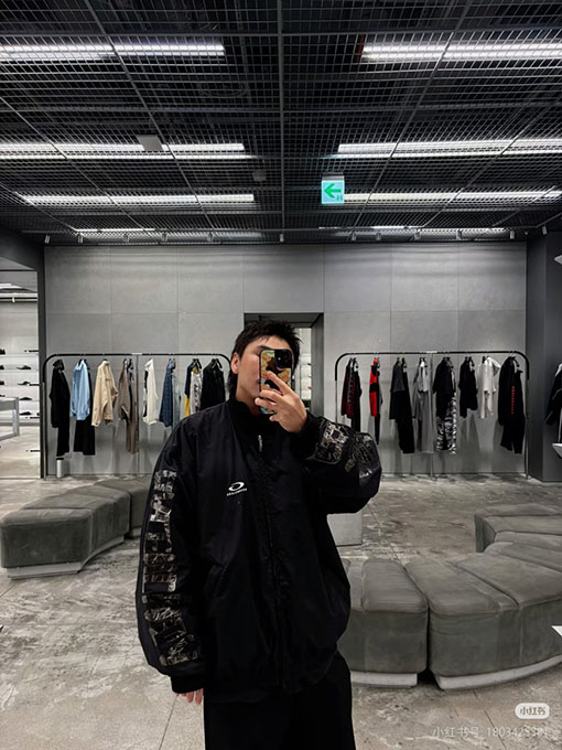 バレンシアガコピー アームマスキングテープジャケット