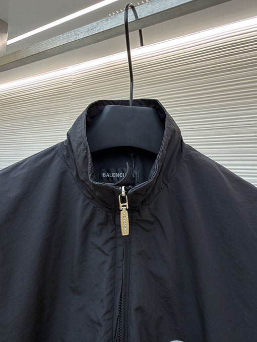 バレンシアガコピー アームマスキングテープジャケット