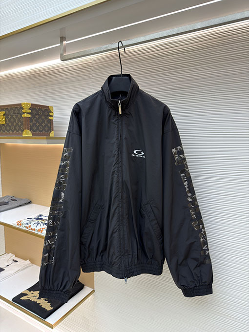 バレンシアガコピー アームマスキングテープジャケット