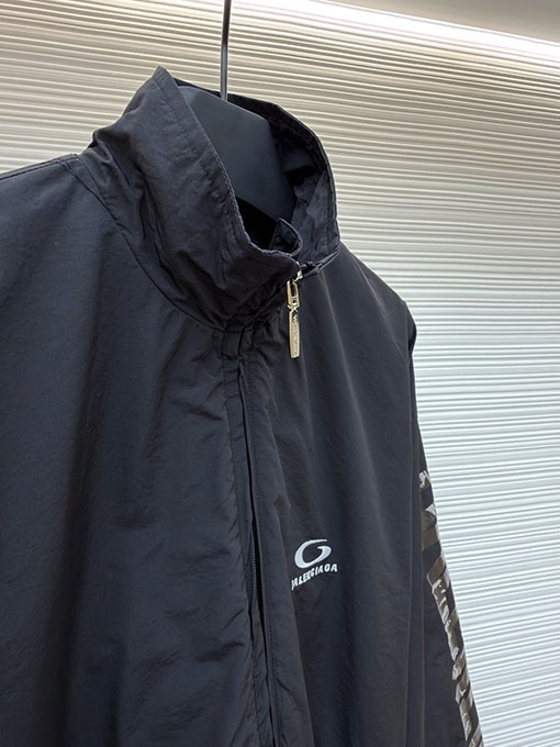 バレンシアガコピー アームマスキングテープジャケット