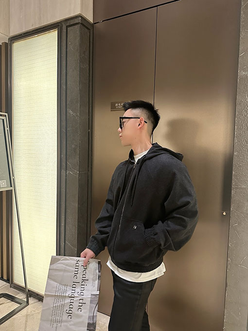 フェンディ フード付きジップアップカシミアカーディガン