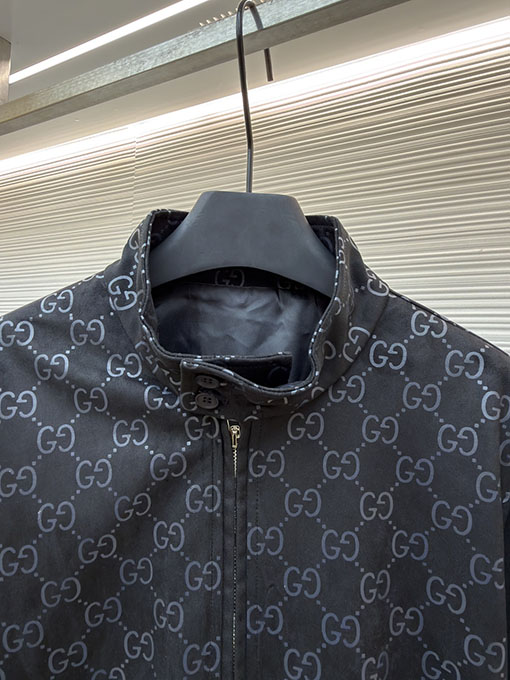グッチスーパーコピー エンボスGGスエードジャカードボンバージャケット