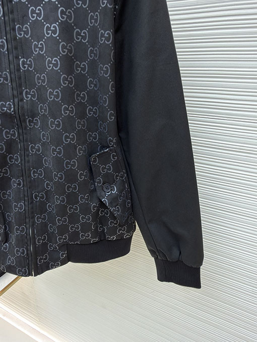 グッチスーパーコピー エンボスGGスエードジャカードボンバージャケット