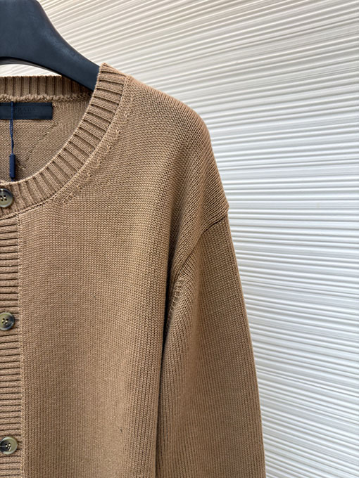 プラダ クルーネックシングルブレストカシミアカーディガン