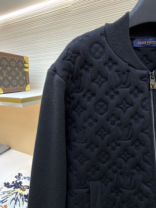 ルイヴィトン 新しいパッド入りウールボンバージャケット