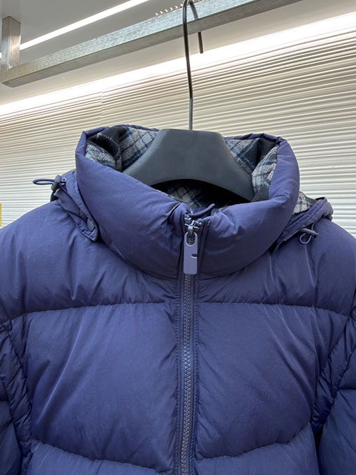 バーバリー 取り外し可能な袖付きダウンジャケット