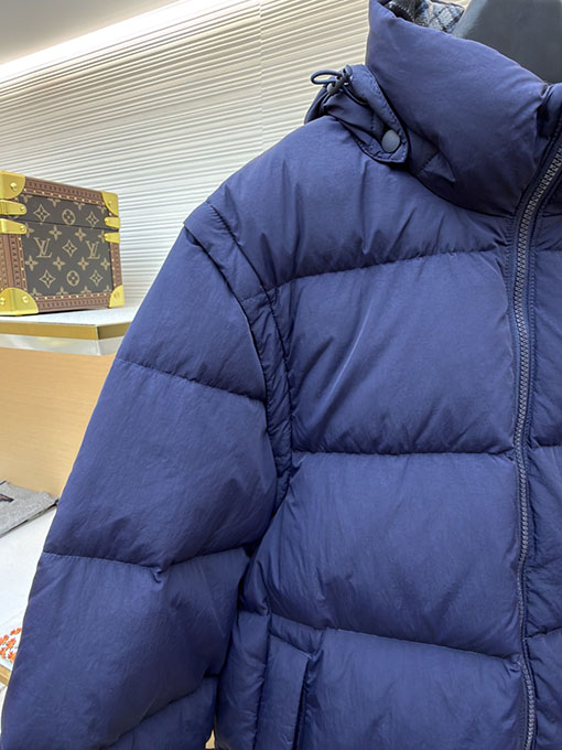 バーバリー 取り外し可能な袖付きダウンジャケット