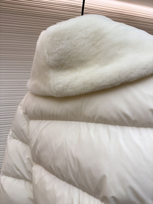 フェンディ スキージャケット ダウンジャケット