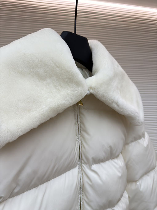 フェンディ スキージャケット ダウンジャケット