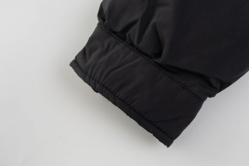 プラダ 新作レディースショートスタンドカラーダウンジャケット