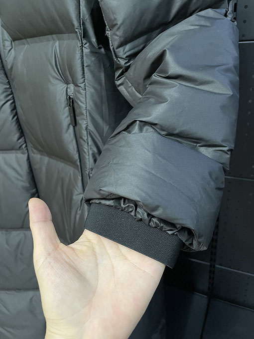 プラダ ロングパファージャケット