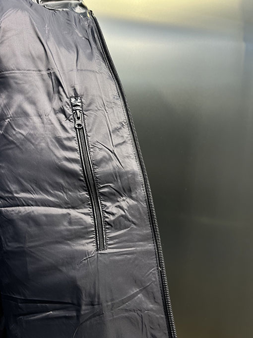 プラダコピー ハイテクヒートシールダウンジャケット