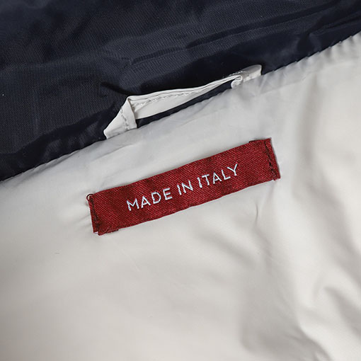 グッチスーパーコピー ロゴストライププリントのフード付きダウンジャケット