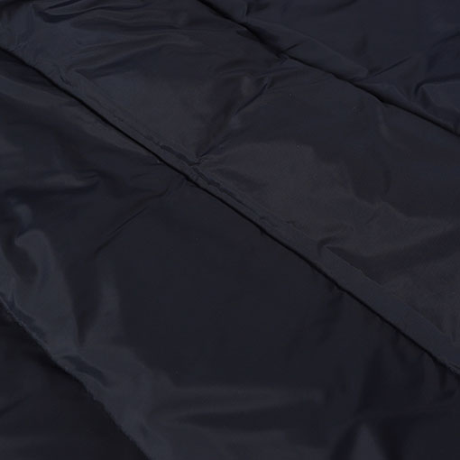 グッチスーパーコピー ロゴストライププリントのフード付きダウンジャケット