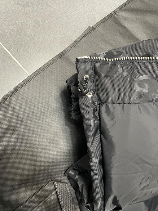 グッチ 公式サイト限定ダブルGジャカードフードダウンジャケット