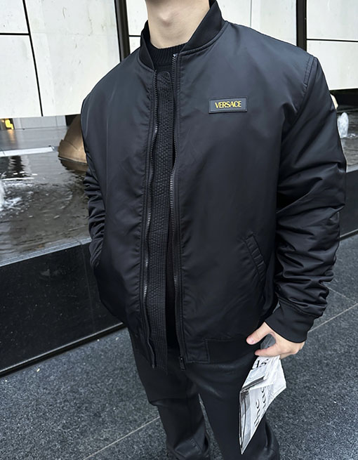 ヴェルサーチコピー 刺繍メデューサヘッドジッパージャケット