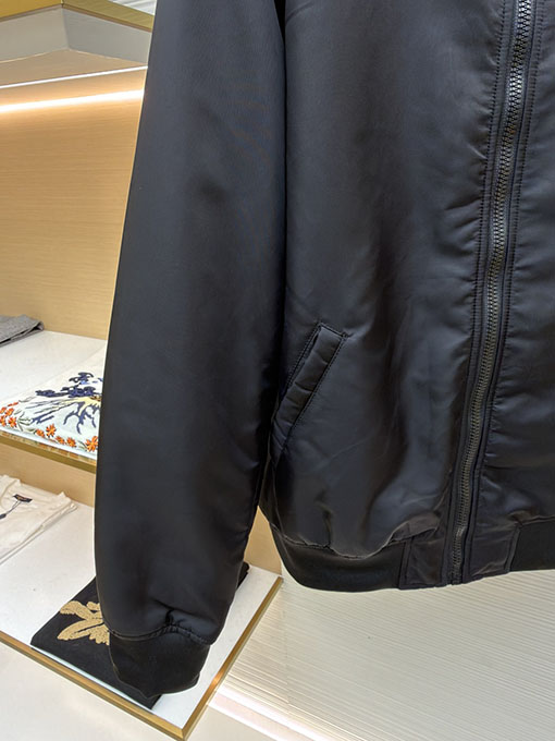 ヴェルサーチコピー 刺繍メデューサヘッドジッパージャケット