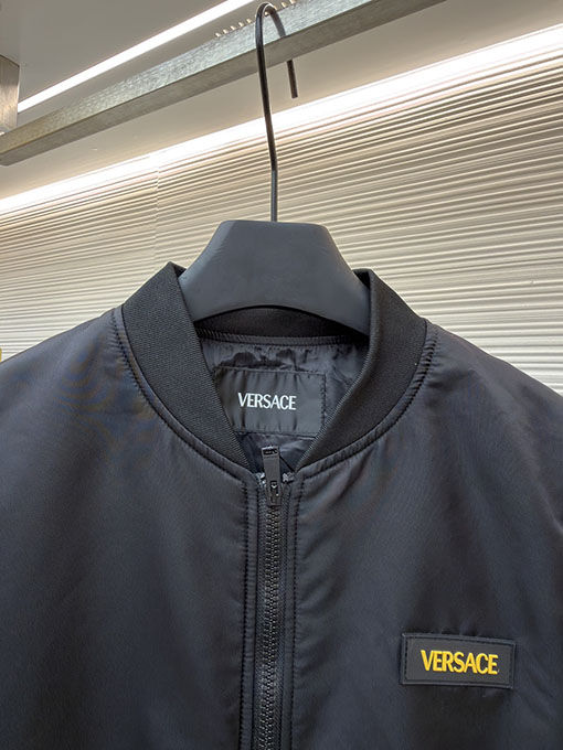 ヴェルサーチコピー 刺繍メデューサヘッドジッパージャケット