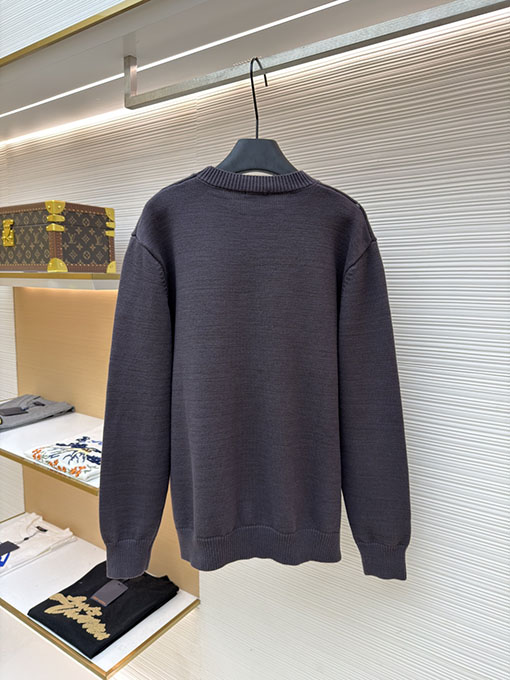 フェンディスーパーコピー 刺繍ロゴニットプルオーバー