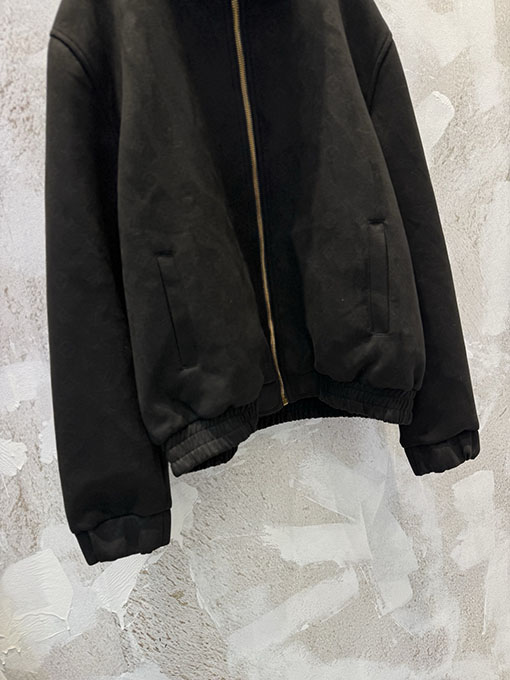 ルイヴィトン エンボスレザーミニエアプレーンジャケット