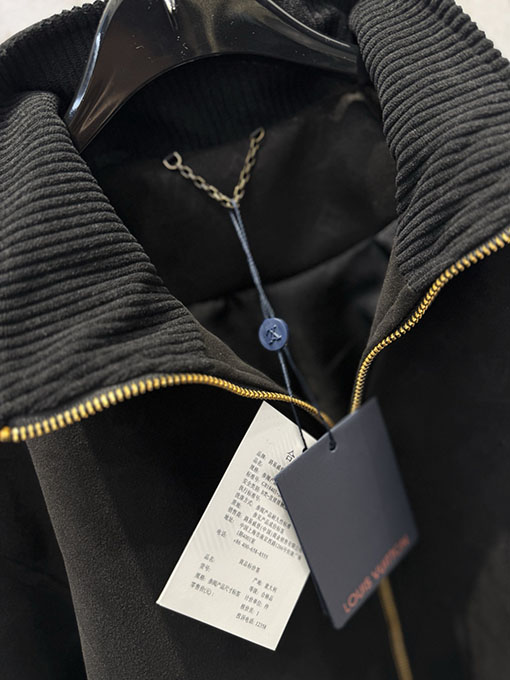 ルイヴィトン エンボスレザーミニエアプレーンジャケット