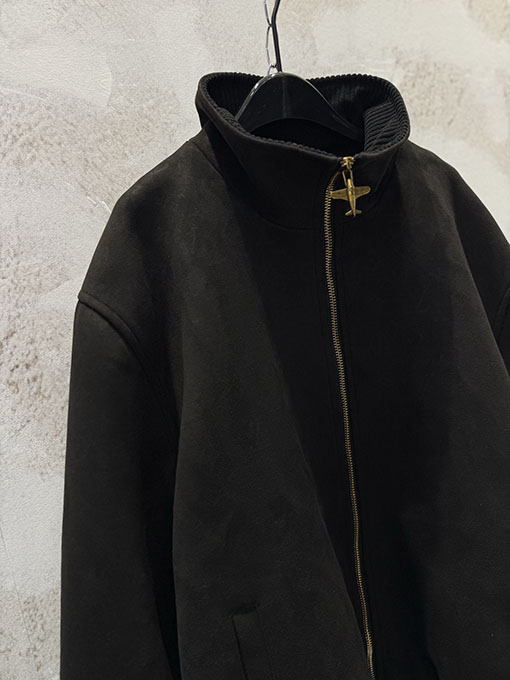 ルイヴィトン エンボスレザーミニエアプレーンジャケット