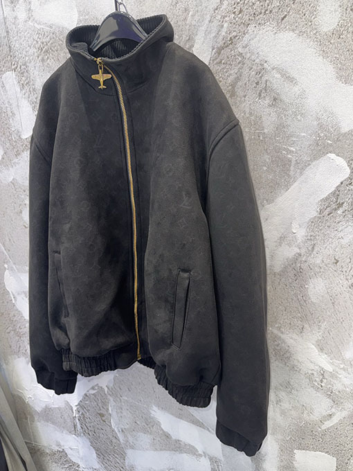 ルイヴィトン エンボスレザーミニエアプレーンジャケット