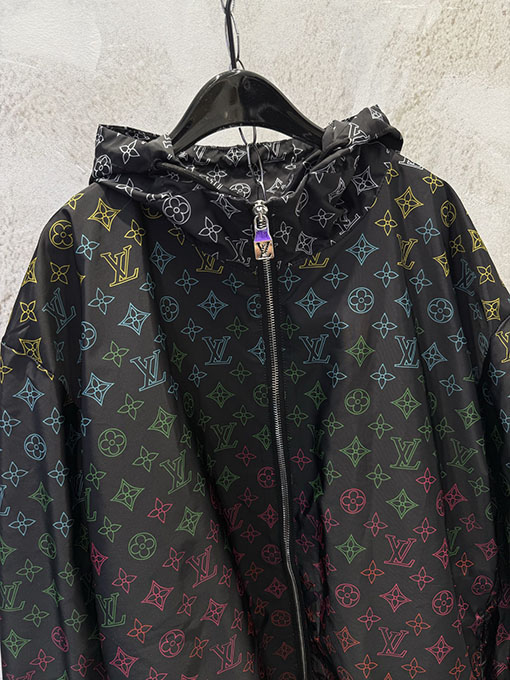 ルイヴィトンコピー グラデーションフローラルモノグラム防風ジャケット
