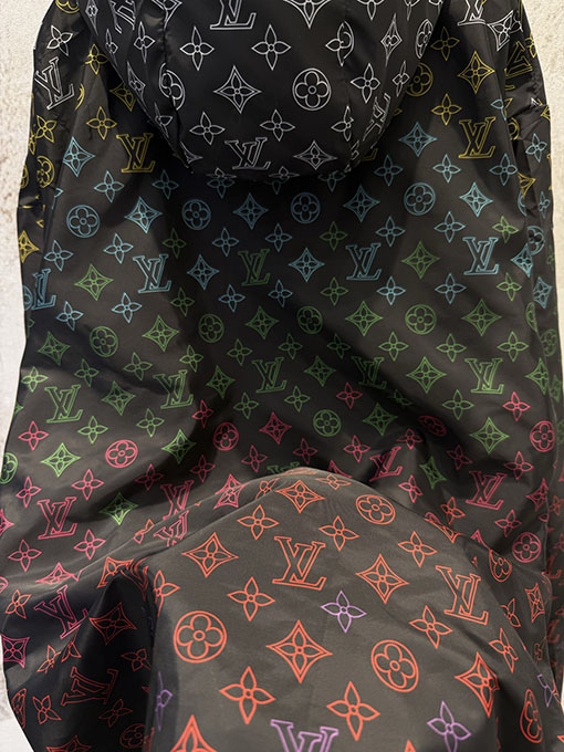 ルイヴィトンコピー グラデーションフローラルモノグラム防風ジャケット