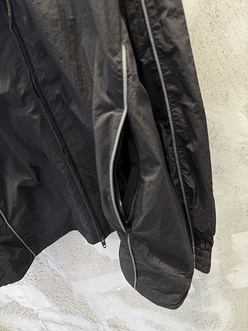 バレンシアガ 新しいフード付き織りウィンドブレーカースポーツジャケット