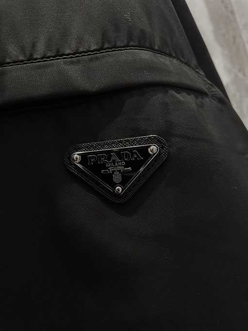 プラダ 新しい綿の長袖シャツ