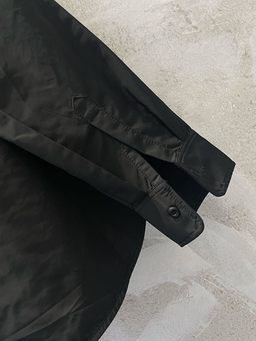 プラダ 新しい綿の長袖シャツ