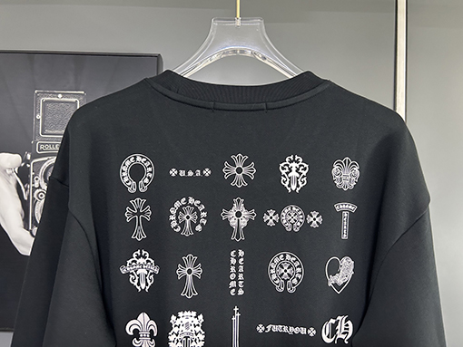 クロムハーツ グラフィティレターロゴ刺繍クルーネックスウェットシャツ