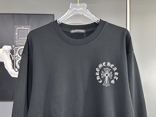 クロムハーツ グラフィティレターロゴ刺繍クルーネックスウェットシャツ