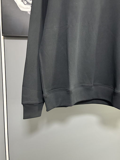 クロムハーツ グラフィティレターロゴ刺繍クルーネックスウェットシャツ