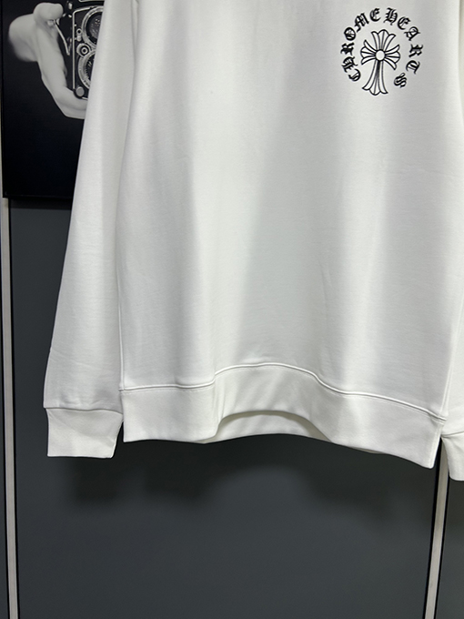 クロムハーツ グラフィティレターロゴ刺繍クルーネックスウェットシャツ