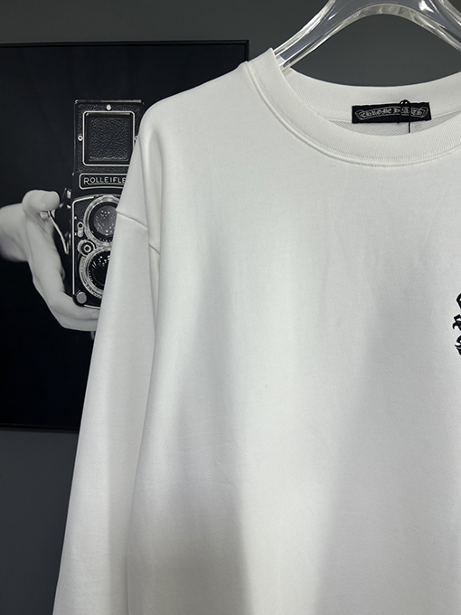 クロムハーツ グラフィティレターロゴ刺繍クルーネックスウェットシャツ