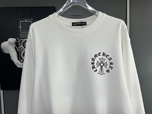 クロムハーツ グラフィティレターロゴ刺繍クルーネックスウェットシャツ