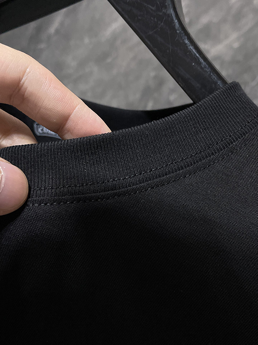 クロムハーツスーパーコピー Matty Boy レッドリップス クロス柄 レザー刺繍 長袖シャツ